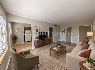 5353 Walsh St APT 2C, Saint Louis, MO 63109
