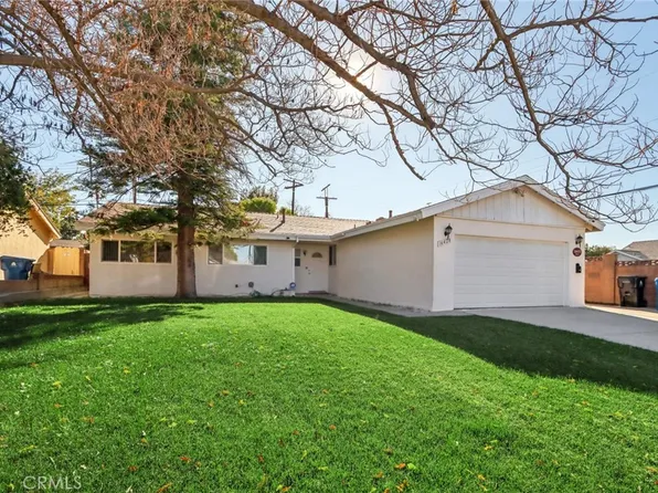 16428 Halsted St, North Hills, CA 91343