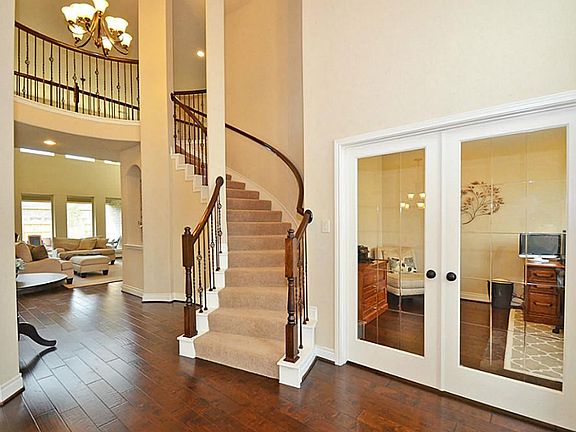 3rd image of 28655 Pleasant Forest Dr