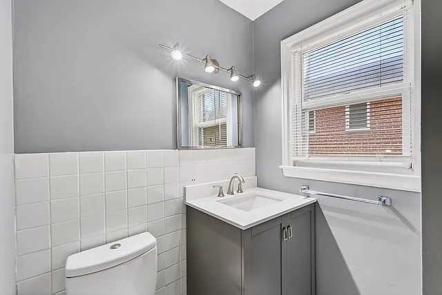 8216 Nolte Ave #3 — Photo 10