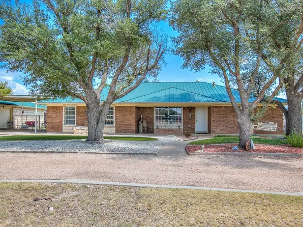230 Tyler Ter, San Angelo, TX 76905