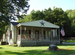 302 Ridgeview Dr, Oliver Springs, TN 37840