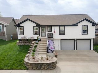 2210 Bateley St, Saint Joseph, MO 64503