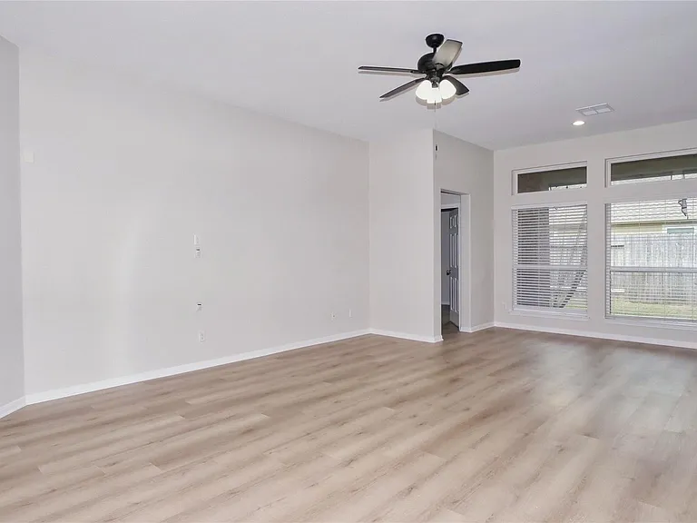 3403 Tall Sycamore Trl — Photo 4