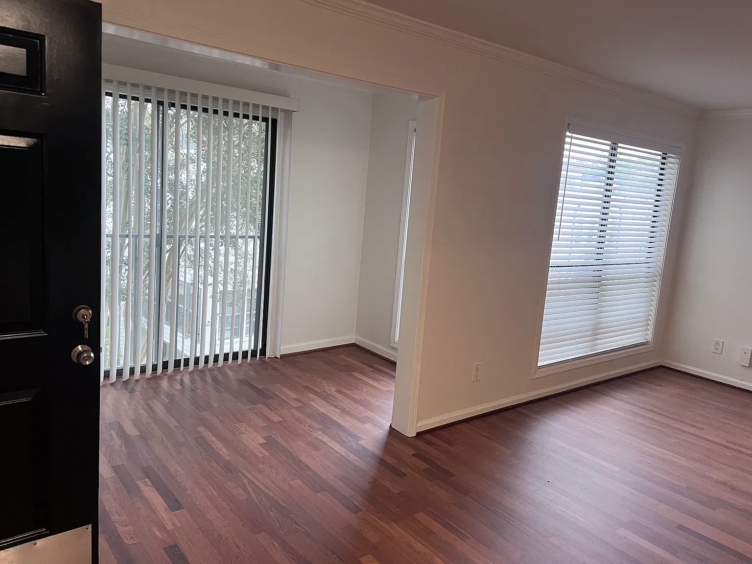 2 bed, 1120 sqft, $1,850 — Photo 4