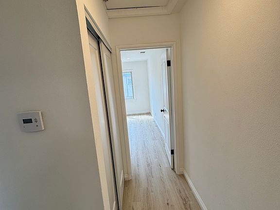 4th image of 821 Myrtle Ave APT C