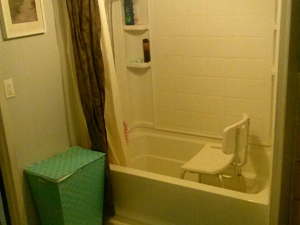 2nd image of 7752 La Fiesta Way