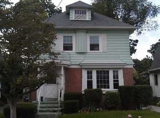 33 Rhodes Ave, Cranston, RI 02905