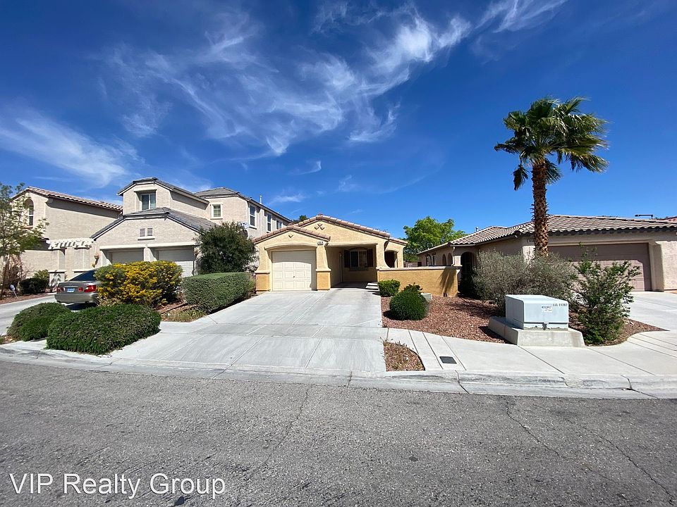 1st image of 10574 Calico Pines Ave