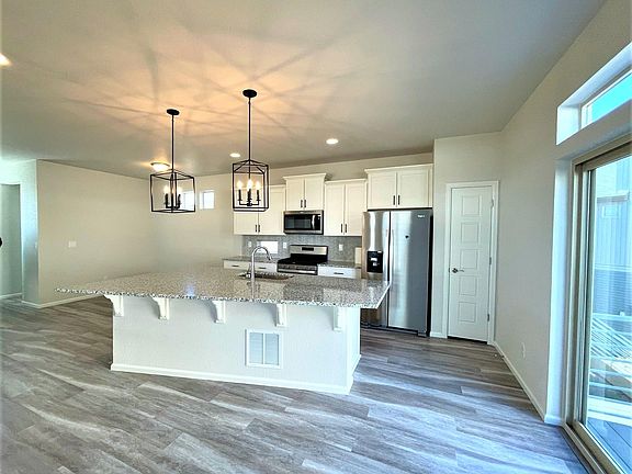 5th image of 6036 Callan Dr