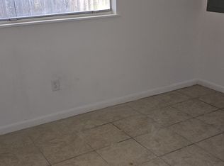 440 NE 9th St, Crystal River, FL 34428