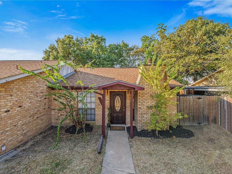 1st image of 615 San Saba Ct