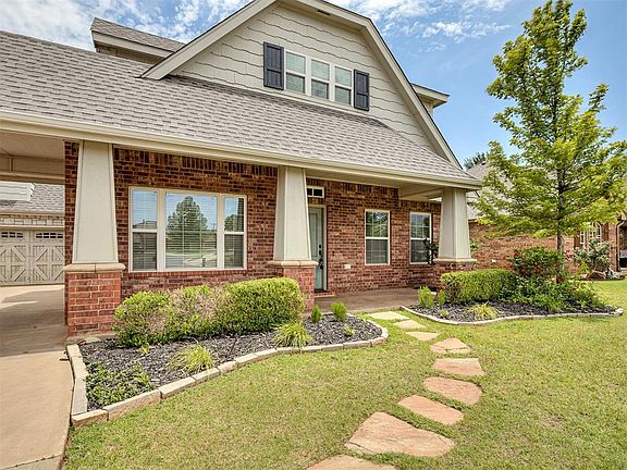 3rd image of 16328 Dustin Ln
