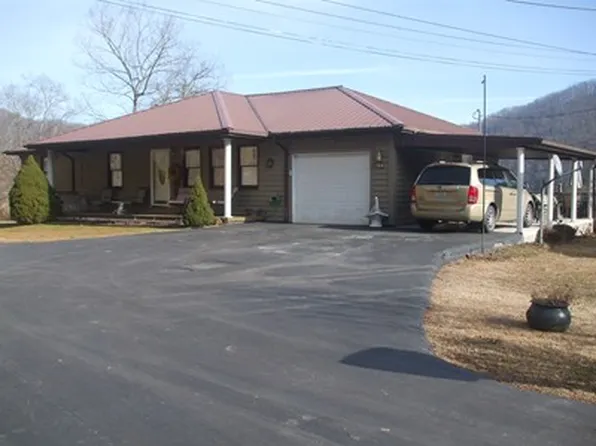 109 Bonnie Ln, Pikeville, KY 41501