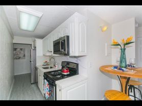 778 Wiliwili St, Honolulu, HI