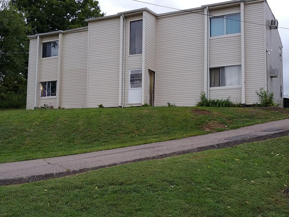 1st image of 82 Riverview Dr APT A