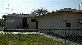 2nd image of 7501 1/2 S San Pedro St