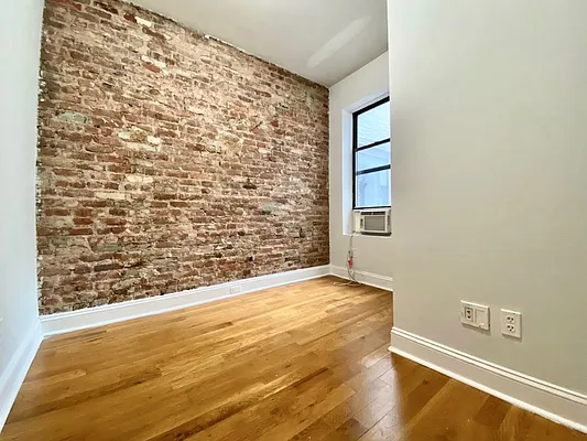 Rented by Maz Group NY | media 32