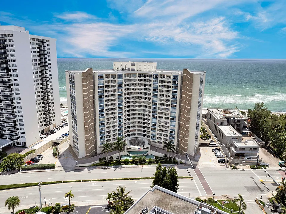 3180 S Ocean Dr #316