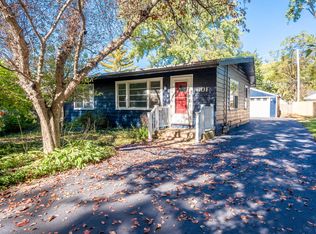 601 Locust Ave, Geneva, IL 60134