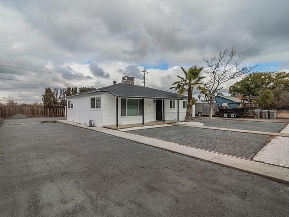 2nd image of 2020 W Dennett Ave