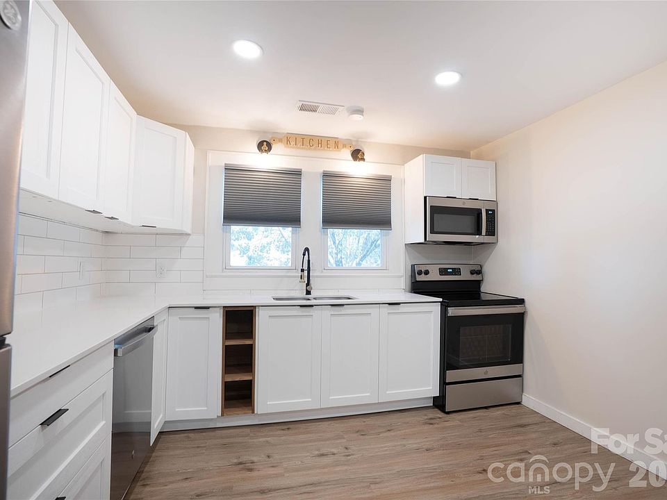 1st image of 512 Florence Ave