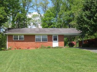 150 Blakemore Cir, Johnson City, TN 37604