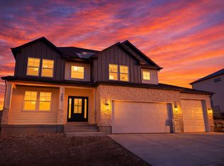 3607 E Bluebell Dr, Eagle Mountain, UT 84005