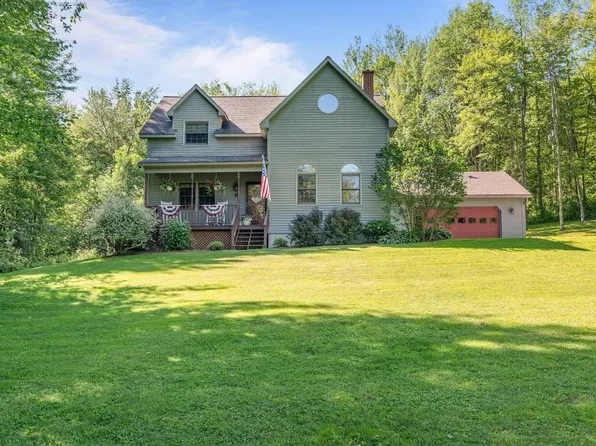 131 Birch Way, Bakersfield, VT 05441
