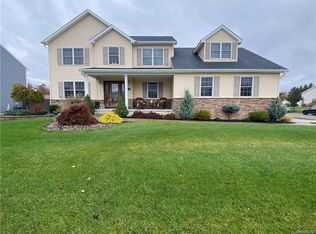 1 Louise Dr, West Seneca, NY 14224