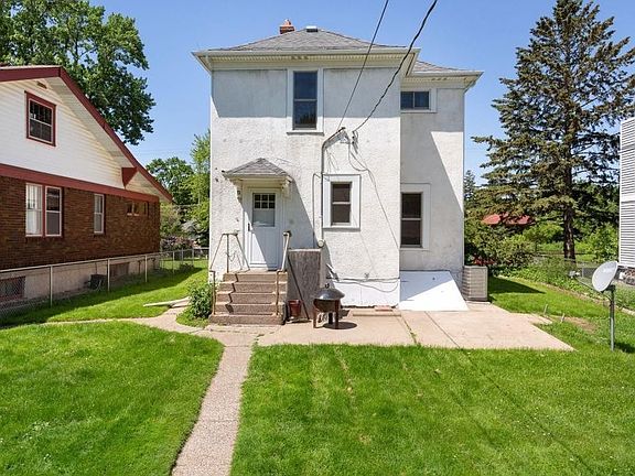 4th image of 348 Cleveland Ave N