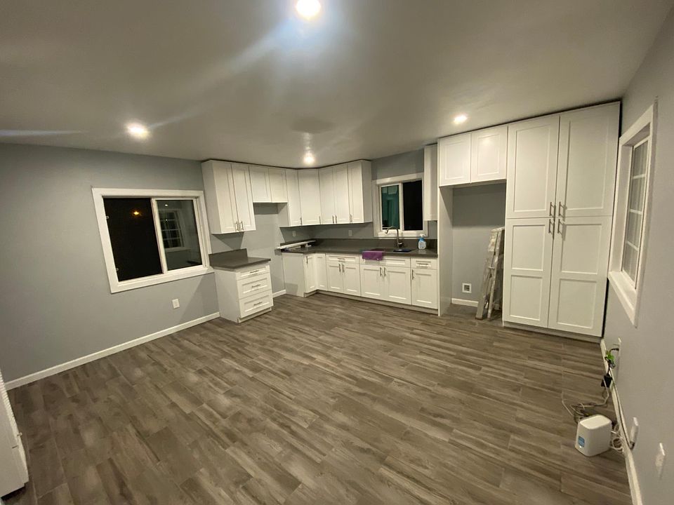 1st image of 1445 W 60th St #1/2