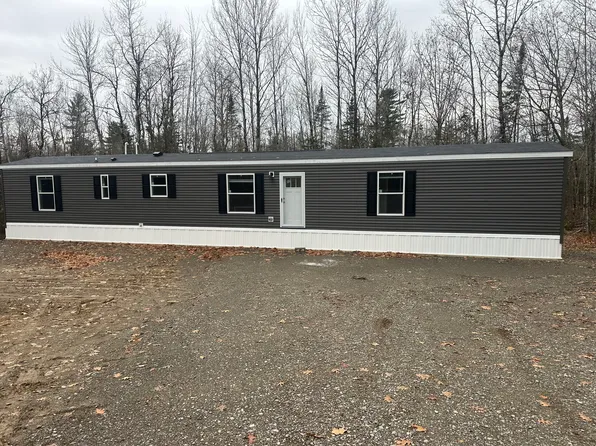 103 Lindsey Rd, Newburgh, ME 04444