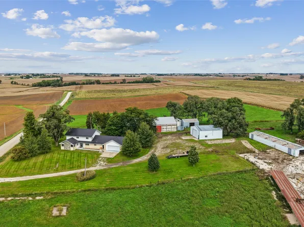 10122 Station St, Sully, IA 50251