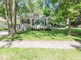 4610 Donald St, Lansing, MI 48910