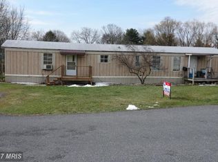 1200 Marvern Dr W, Chambersburg, PA 17202