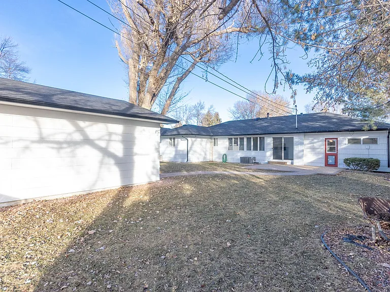 2104 Silver Sage Trl — Photo 24