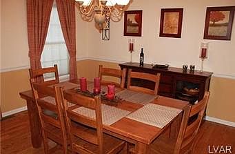 DINING ROOM VIEW 1