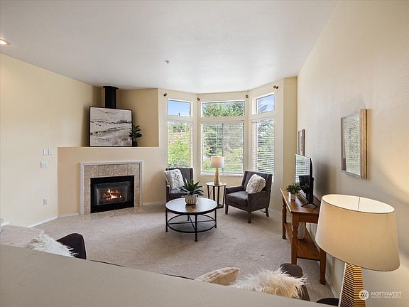 5th image of 2145 NW Pacific Elm Dr