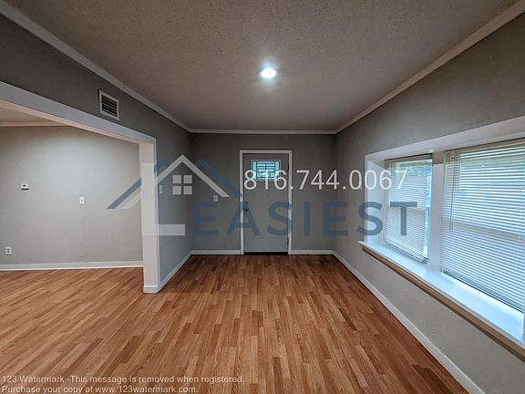 3rd image of 1928 E 81st Ter