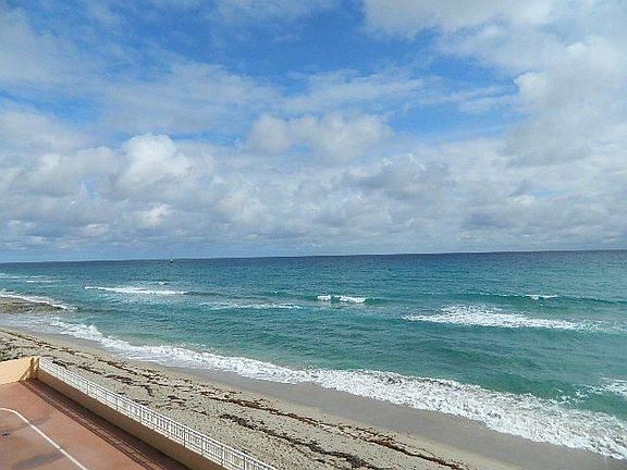 4th image of 4505 S Ocean Blvd APT 208