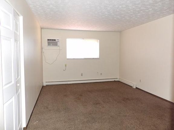 3rd image of 166 Kendall Ave APT 2