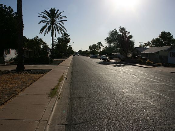 2nd image of 2148 E 3rd Dr