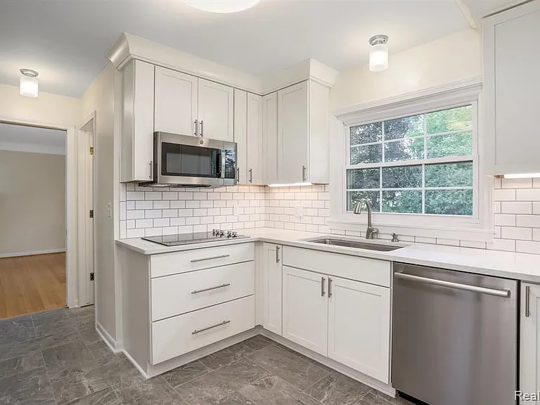 4259 Wendell Rd — Photo 9