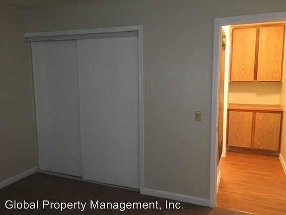 4th image of 18400 Montezuma St APT 31