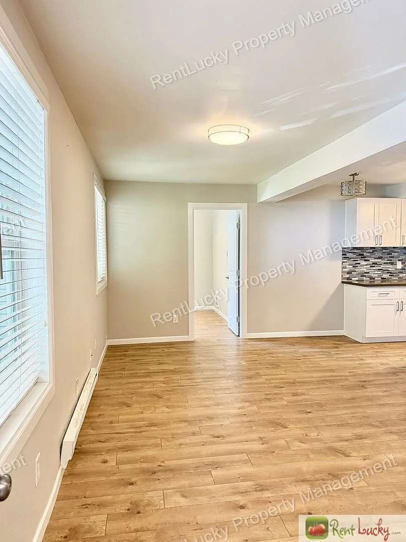 Jta Llc-Seattle 4 Plex — Photo 3