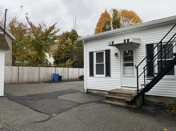 99R Cushing St #1, Waltham, MA 02453