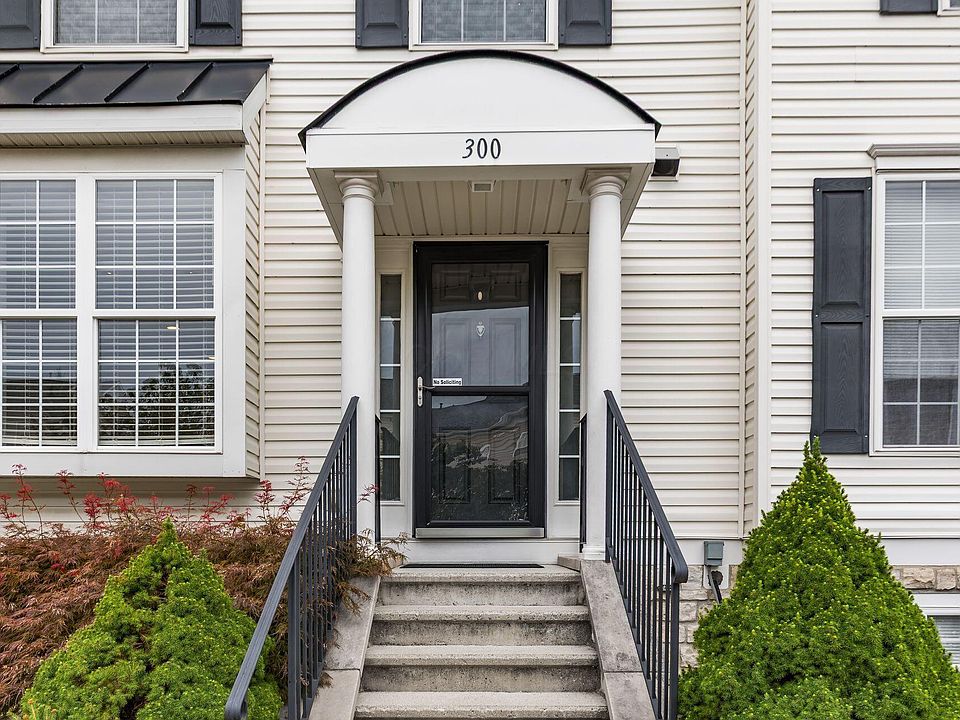 1st image of 300 Pagodatree Dr