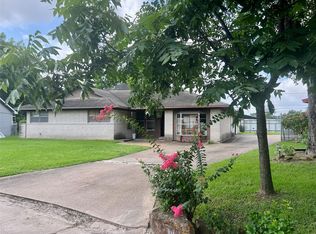 139 W Wellington St, Houston, TX 77076