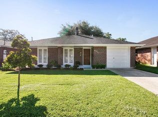 601 Park Ridge Dr, River Ridge, LA 70123